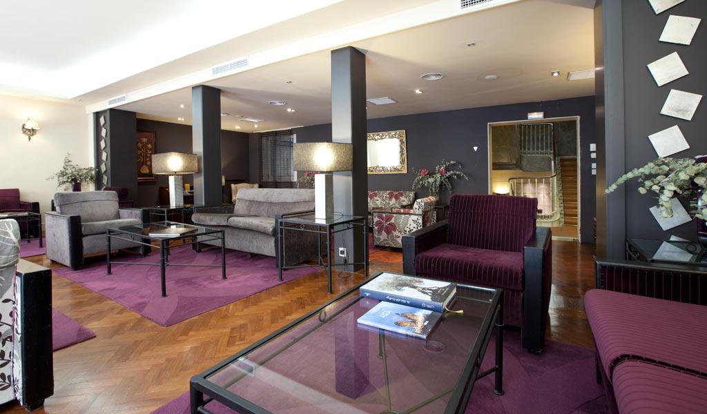 Hotel Moderno Puerta Del Sol Madrid Buitenkant foto