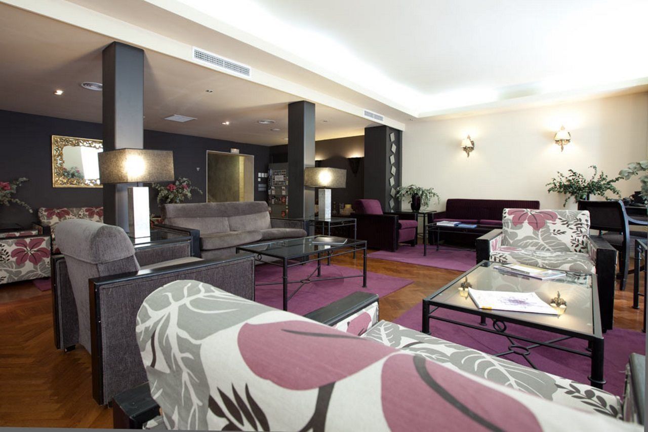 Hotel Moderno Puerta Del Sol Madrid Buitenkant foto